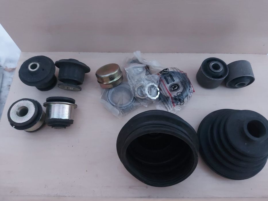 Комплект на Ауди В3.Цена за всё 11.000 тенге.