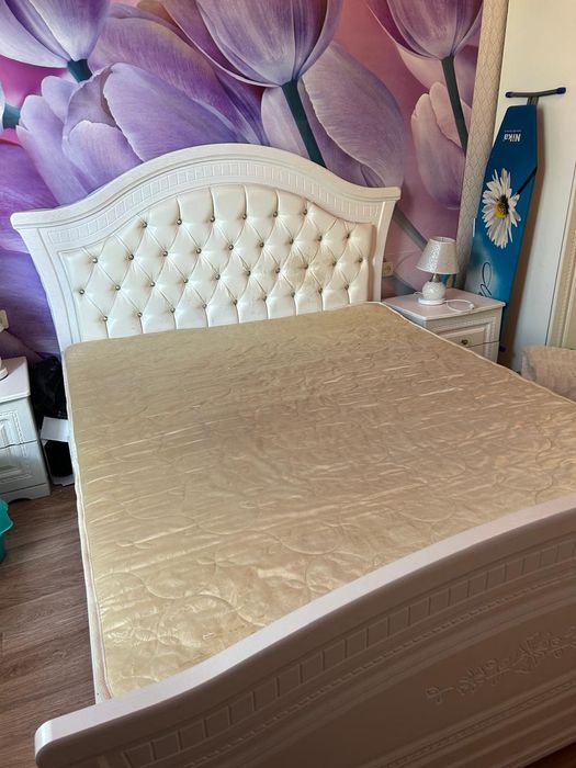 Продам тахту двухспальную