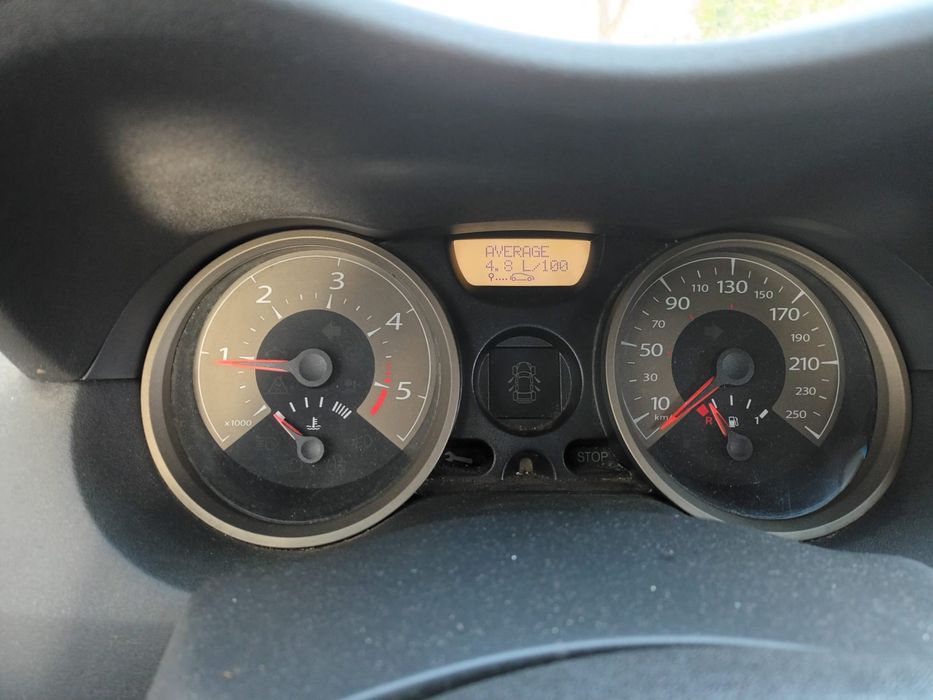 Vând Ranault megan2