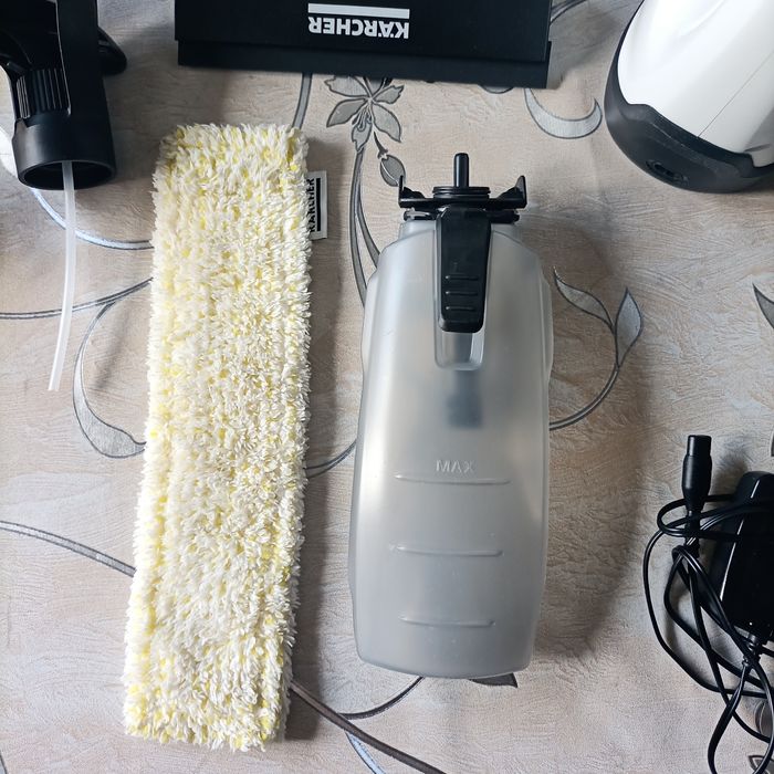 Уред за почистване на прозорци Karcher WV2 Plus N