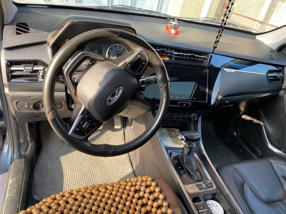 Машина продаётся