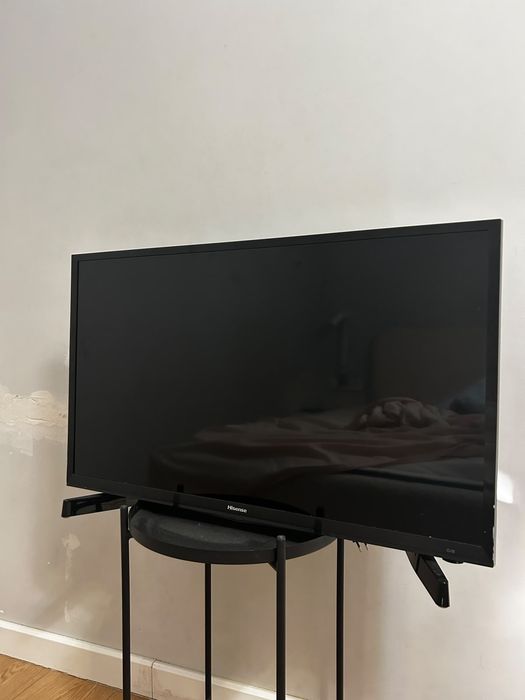 Смарт LED телевизор Hisense 31,5 дюйма