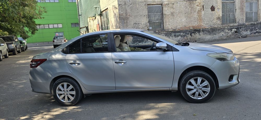 Продам Toyota Yaris