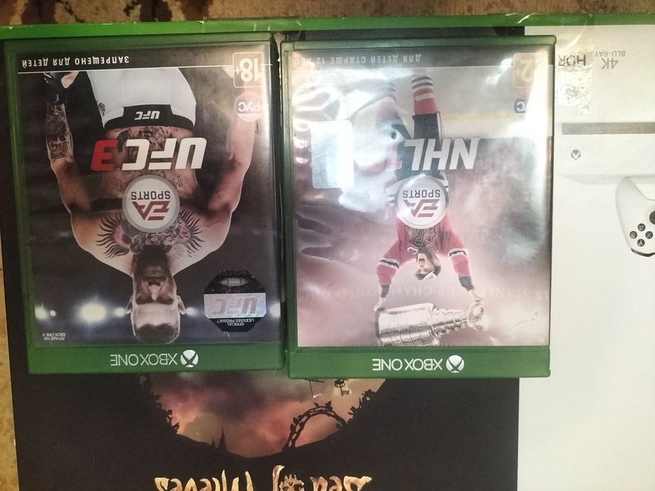 Продам игровую приставку Xbox one s