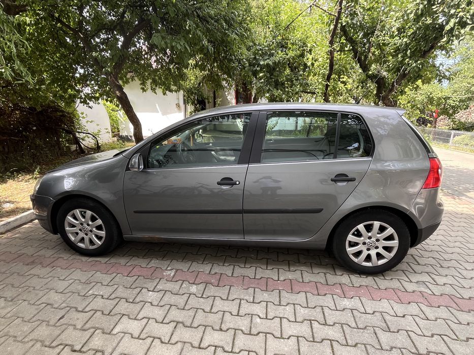 Volkswagen golf(2006) de vânzare