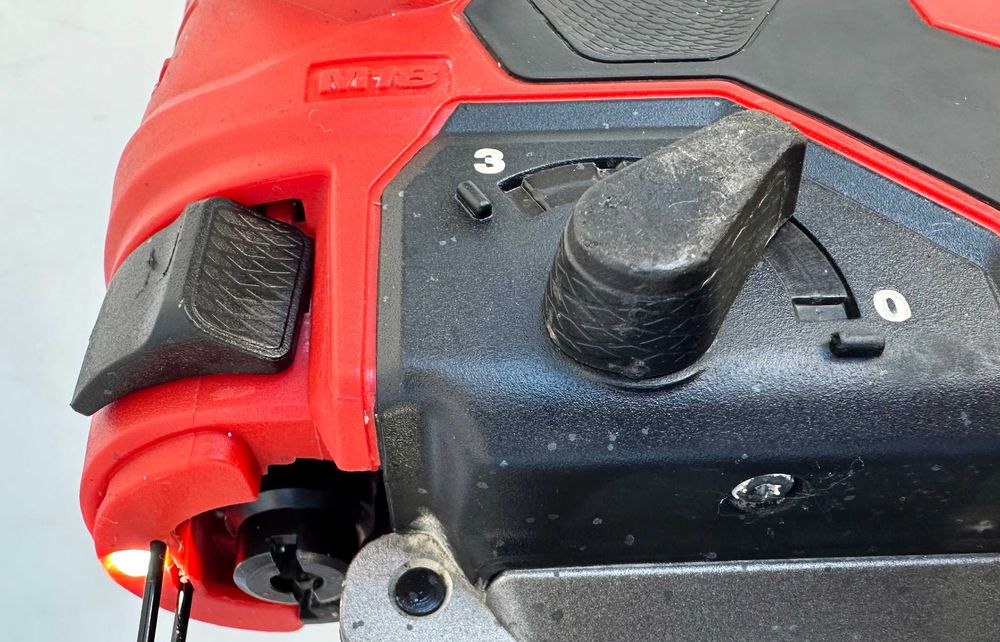 Milwaukee M18 FBJS - Безчетков прободен трион 2x18V 4.0Ah перфектен!