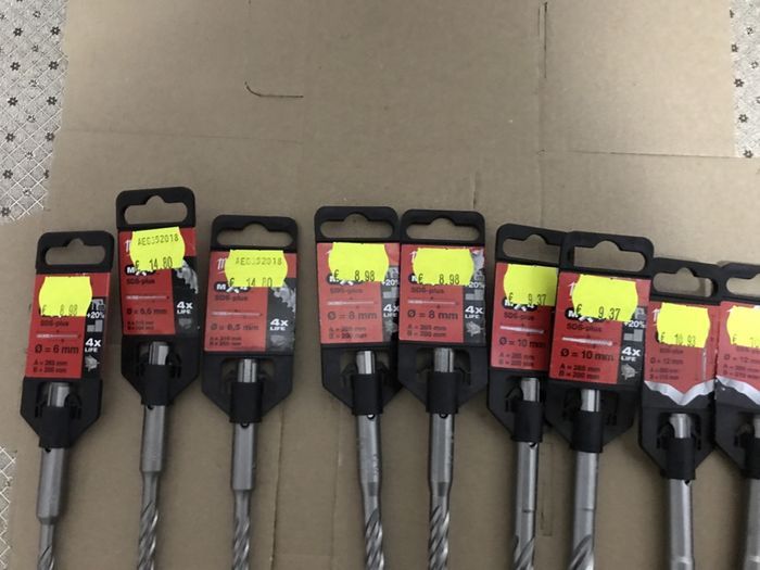 Burghie Milwaukee MX4 cu 4 Pastile Vidia Italy Diverse Marimi