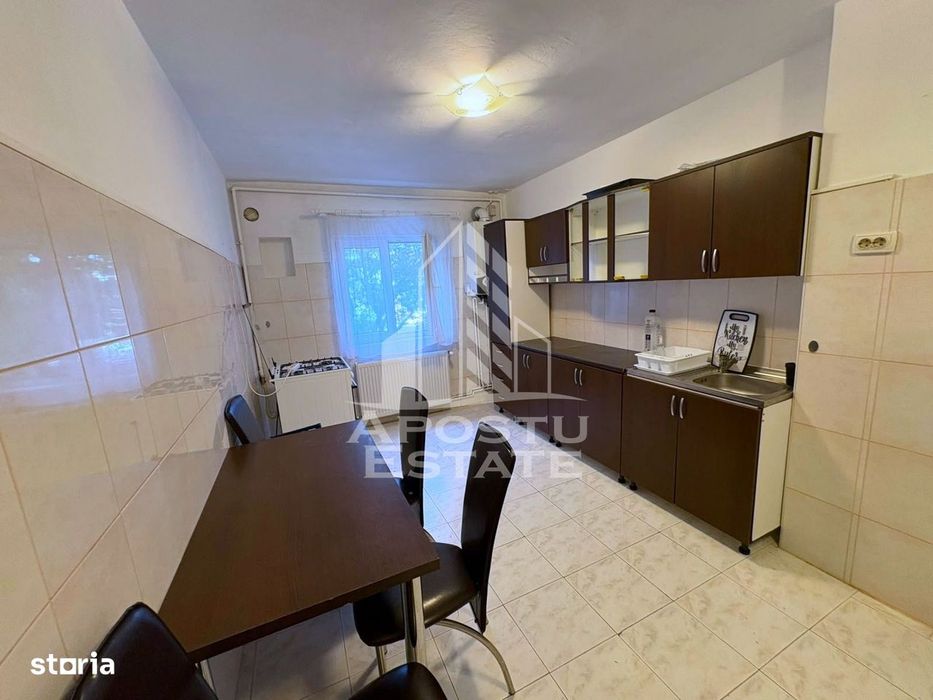 Apartament cu 3 camere de inchiriat in zona Soarelui, Centrala Proprie