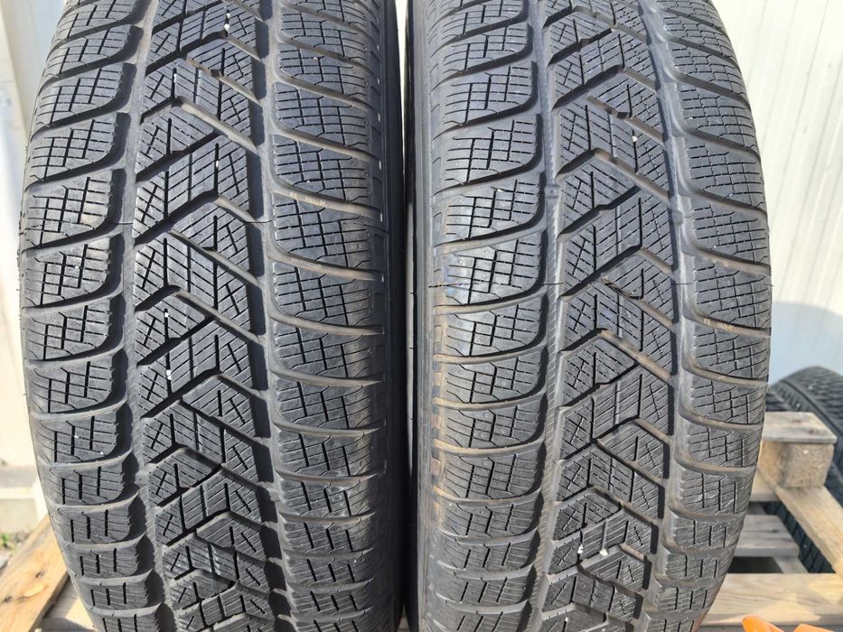 225/65/17 Пирели ДОТ 2022 г - Като нови !