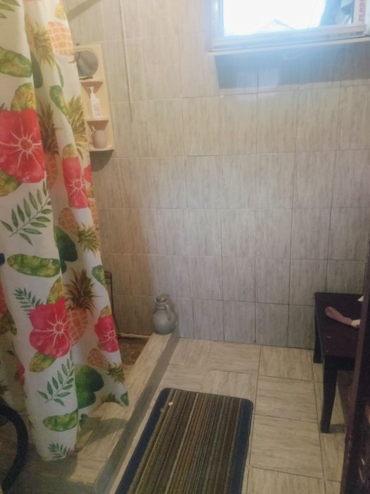 Частный дом находится посёлке Айтей.