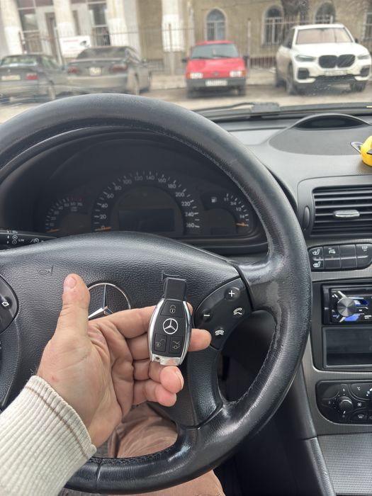 Ключ рыбка Mercedes-Benz + Программирование