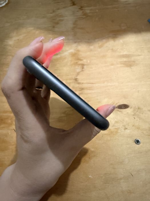 Продам iphone 11