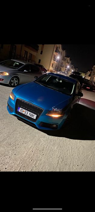 Vând Audi A4 B8, an 2010, motor 2.0 TDI 143 CP,
