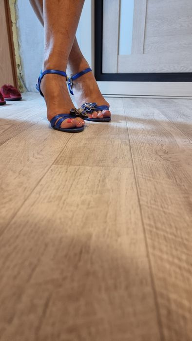 Босоножки синий металик