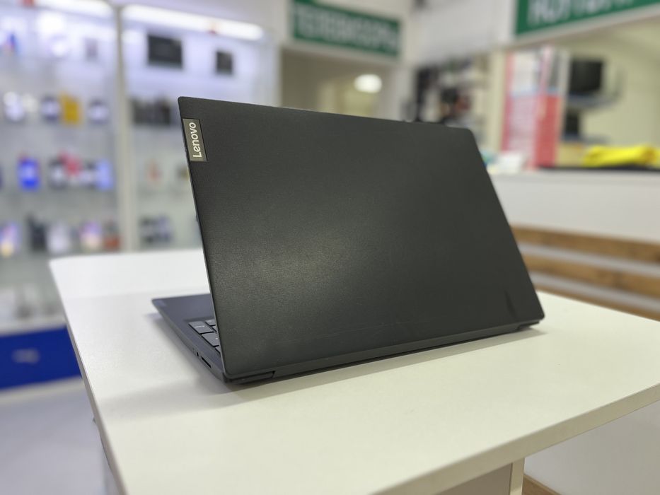 Ноутбук Lenovo