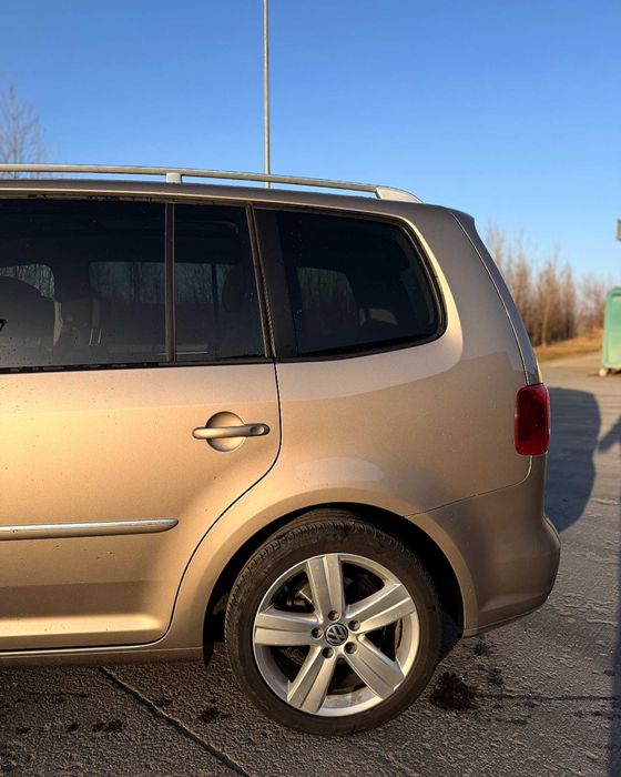 VW Touran 2.0 diesel Euro 5 140 cp DSG