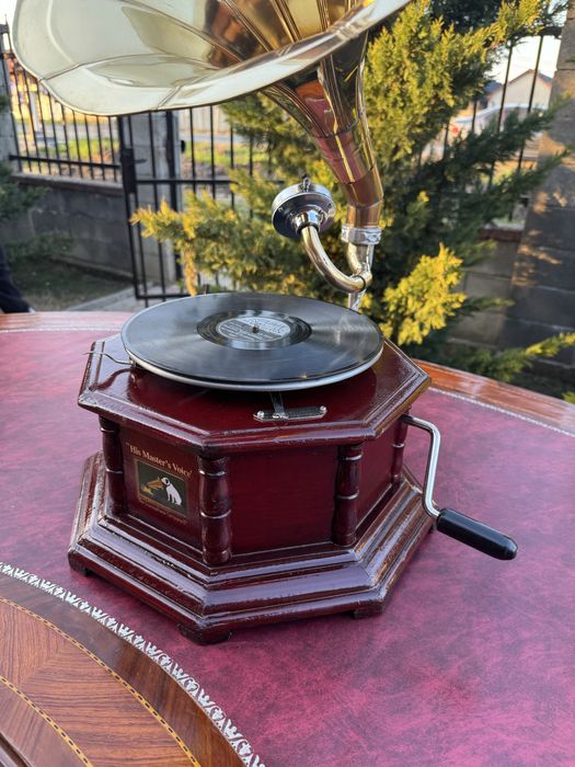 Gramofon His Master ‘s Voice, functional