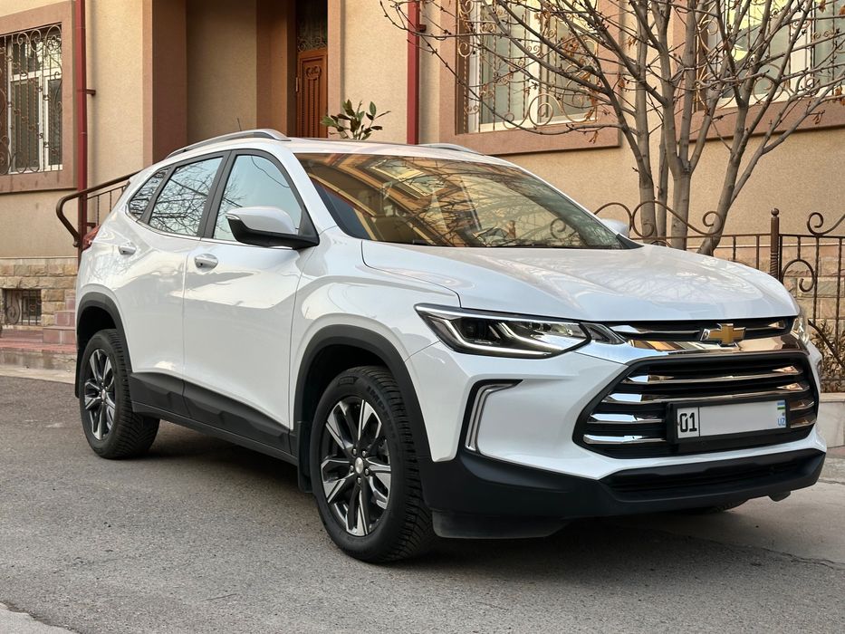 Tracker 2 325t chevrolet