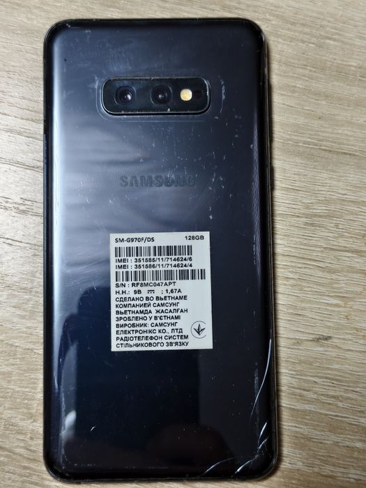 Продам Самсунг s10e