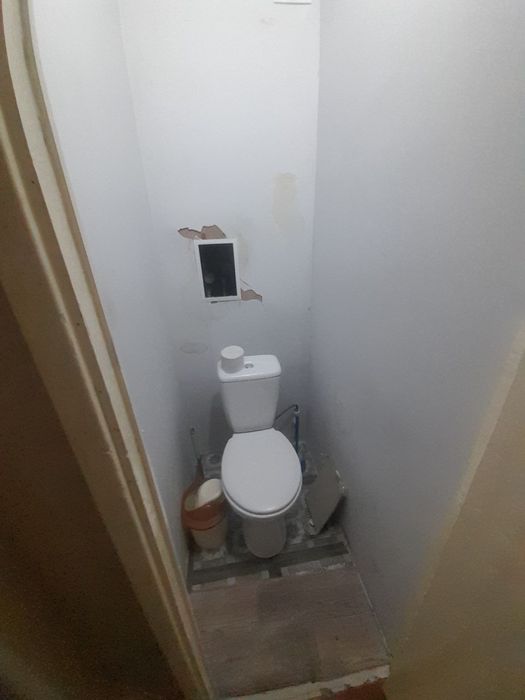 Юнусабад 17. Срочно. Продаю. 1 комнатная чистая