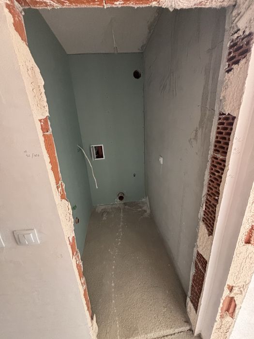 Продава се Тристаен апартамент в Пловдив, Южен - 105 кв.м за 1334 €/кв.м - Снимка #1