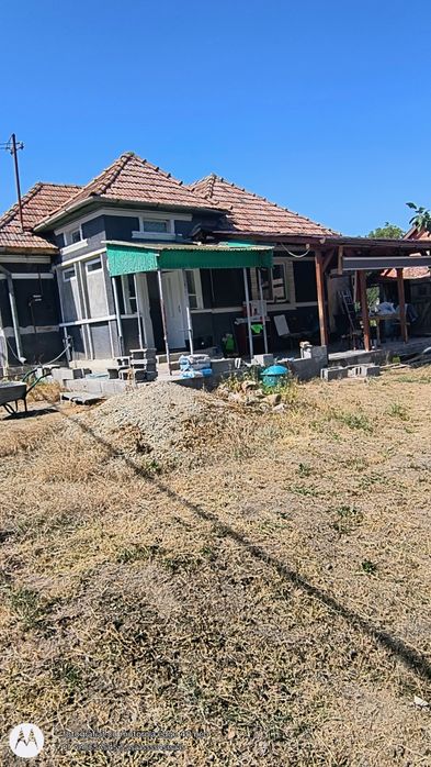 Vând casă  în Tușin, jud. Mureș , 40.000 Euro