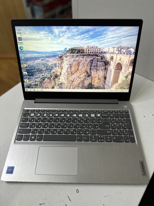 Продается леново офисный