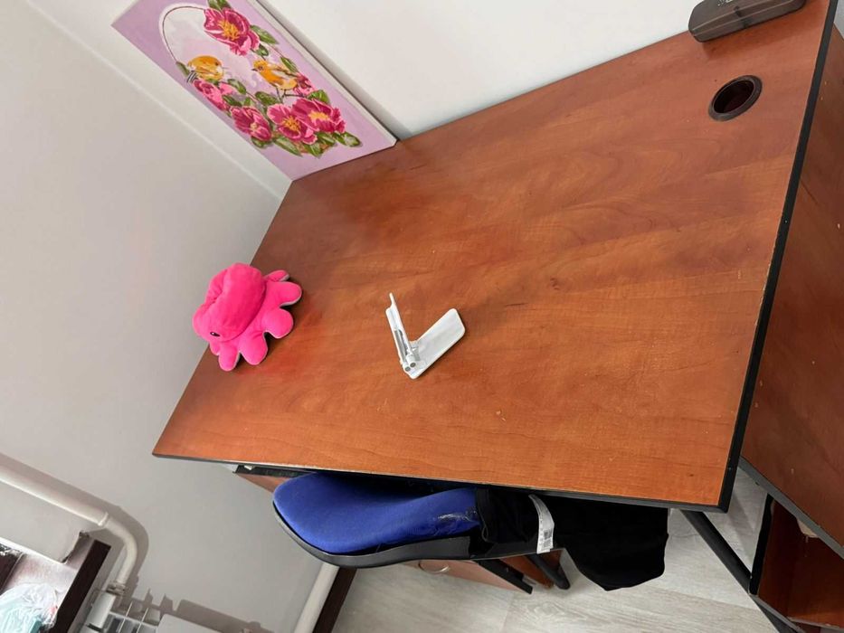 Продам письменный, офисный стол