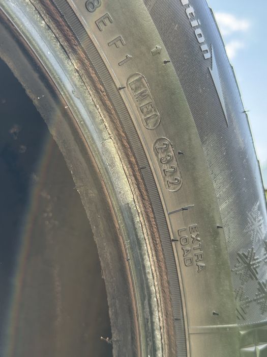 Зимние шины 215/60/16