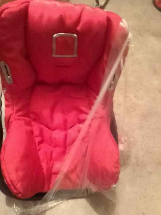 Бебешко столче за кола