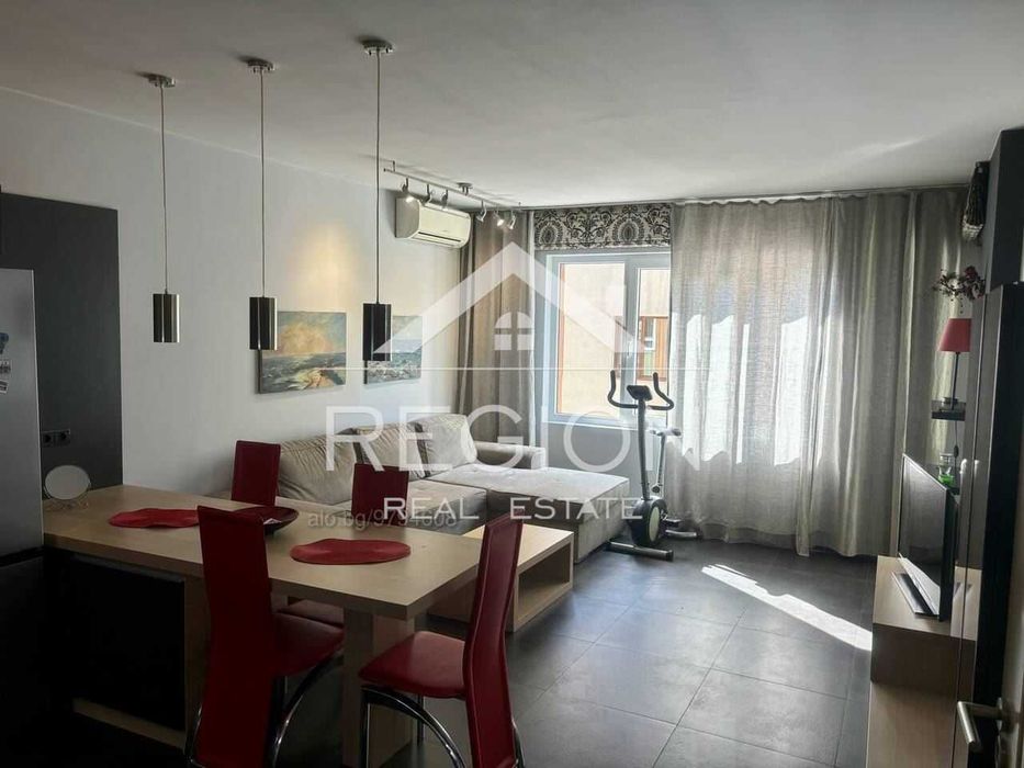 Дава се под наем Двустаен апартамент в с. Левски, Област Варна - 69 кв.м за 561 € - Снимка #2