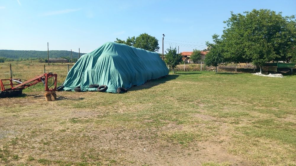 Продавам бали сено и слама