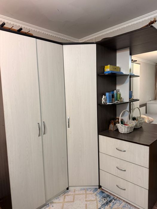 Спальный гарнитур