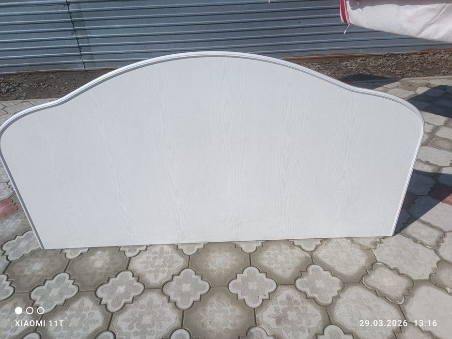 Продам кровать и тумбу