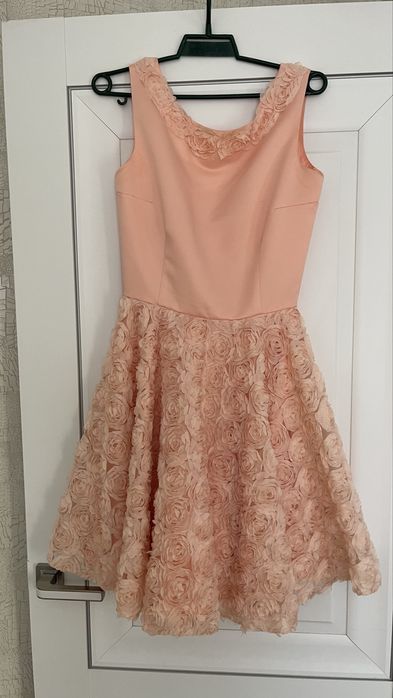 Платье праздничное вечернее р.44