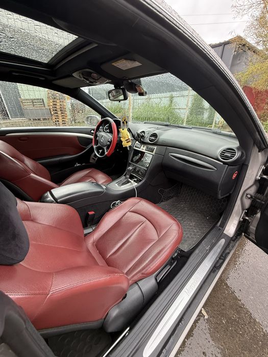 Mercedes CLK 220 CDI • Pachet Avantgarde • Km reali 103.000