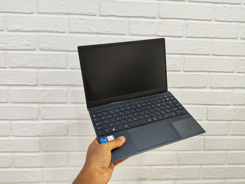 Asus ZenBook 13 I5 1135G7