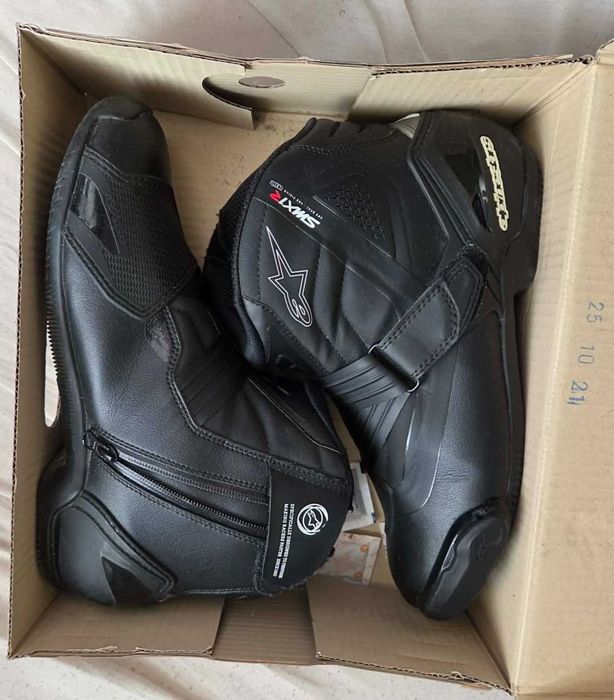 Продавам Alpinestars SMX-1 R V2, Alpinestars SMX-1 R V2 Vented Boots