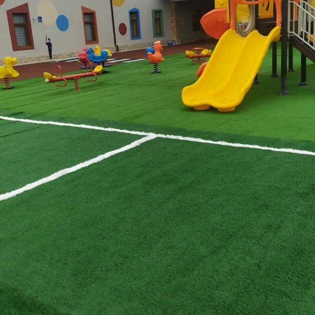 Суньий газон сотамиз ва стадион курамиз