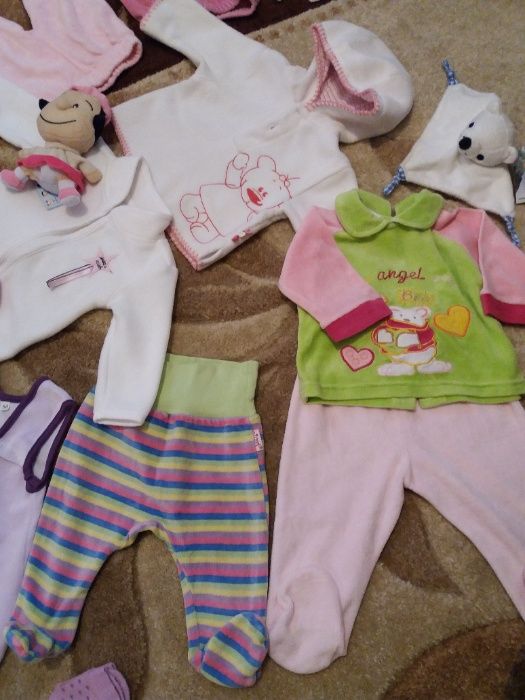Лот за бебе - момиче 3-9 месеца 40 лв