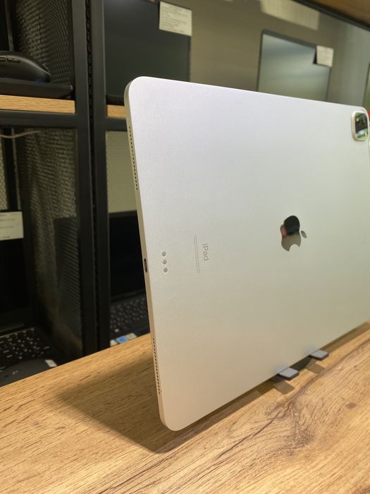 iPad Pro на запчасти 2414/А10