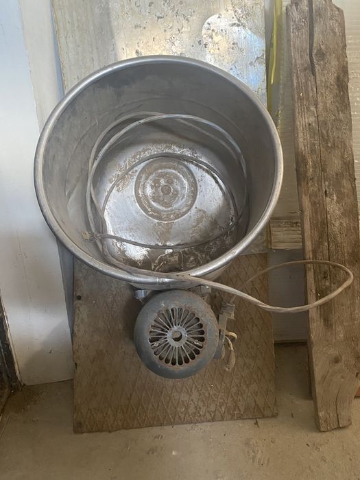 Продам дробилку.3 фазная.
