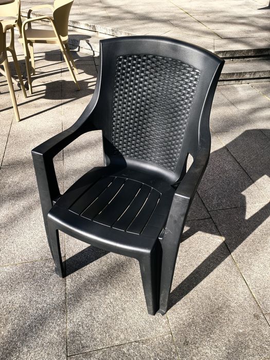 Градински маси и столове