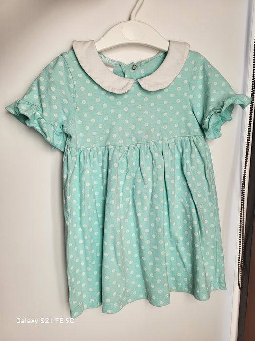 Продаются вещи на девочку  размер 86 - 98