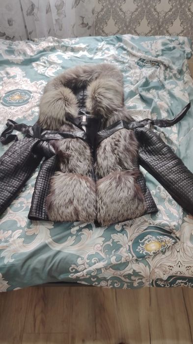 Продам куртку мех песец