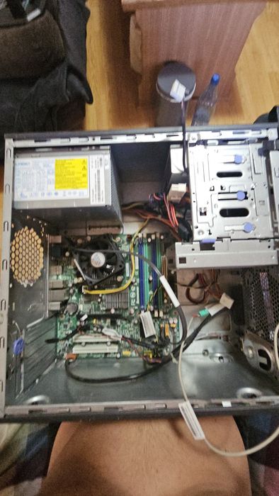 Kit PC Lenovo ThinkCentre M58 Tower (Carcasa + Sursa + Placa de baza)