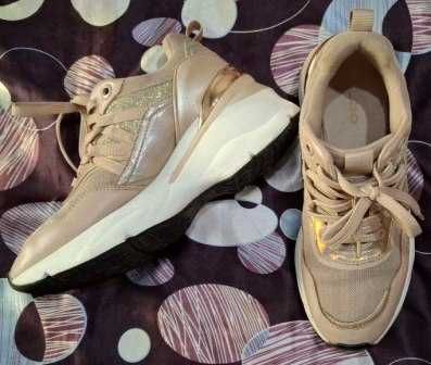 Женские кроссовки ALDO