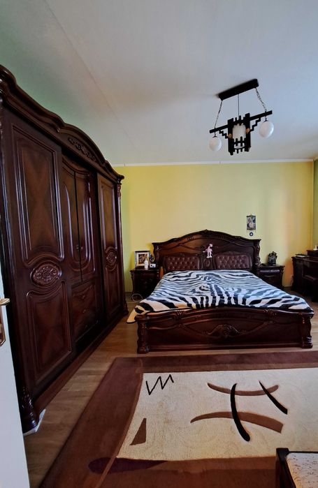 Mobilă dormitor-lemn,pal,aplicații mdf