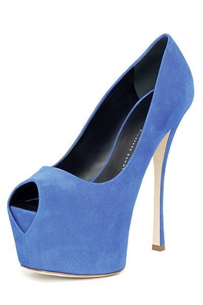 Туфли на высоком каблуке