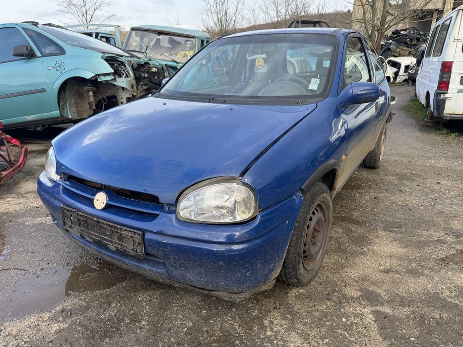 Опел Корса Б 1.2и 45кс 1997г На Части
